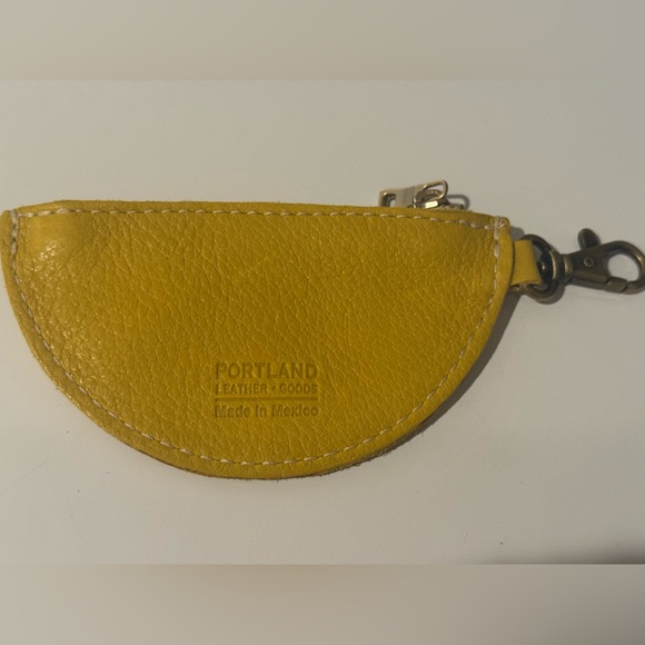 Portland Leather Goods Citrus Keychain Coin Purse Naples Sunflower Vanilla EUC - Picture 2 of 6